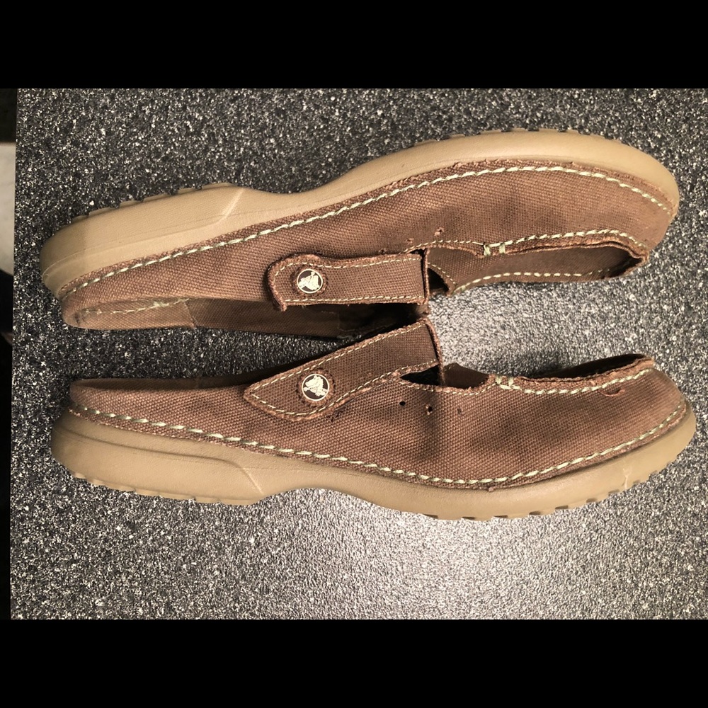 CROCS Canvas Shoe NWOT - sz 9 - Picture 7 of 8